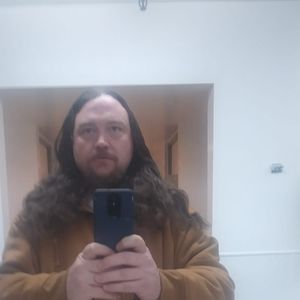 Meet your Posher, Gregory